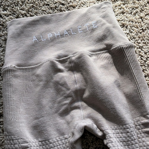 Alphalete Halo Leggings Tan Cream Taupe High-Waisted Pant size xs - Picture 3 of 5